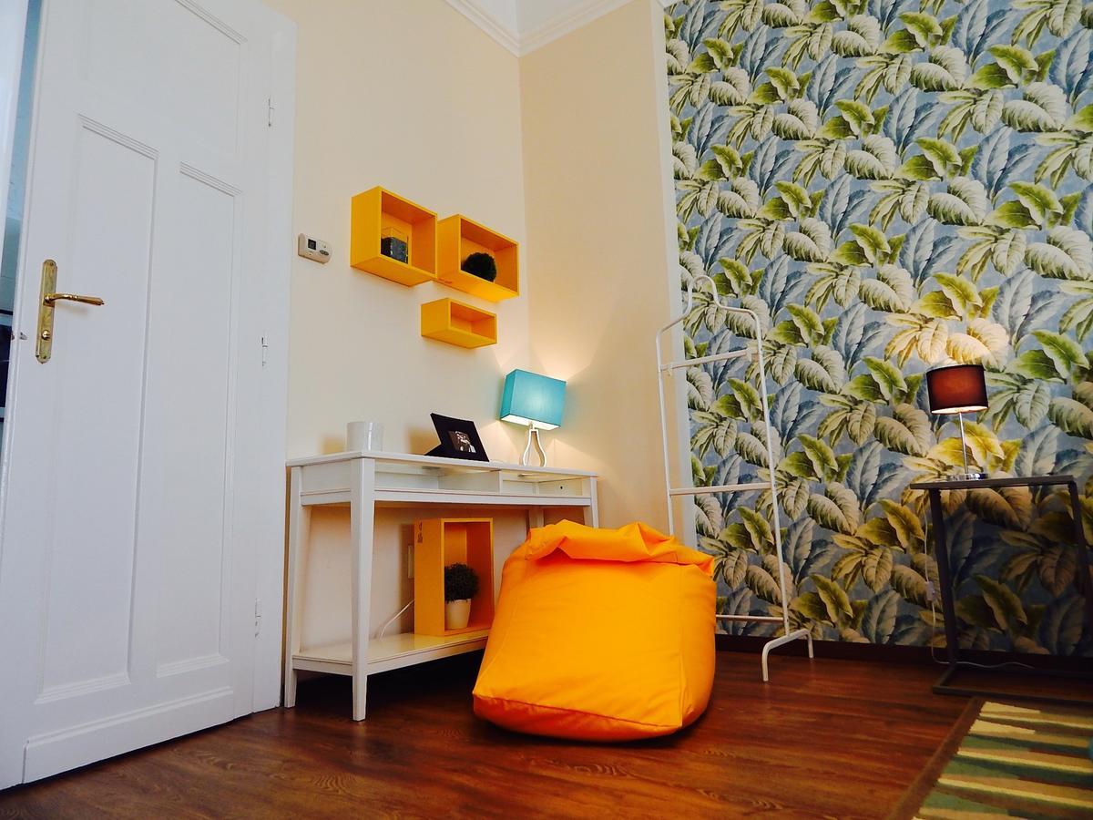 Hello Downtown Apartment - Broadway Budapeşte Dış mekan fotoğraf